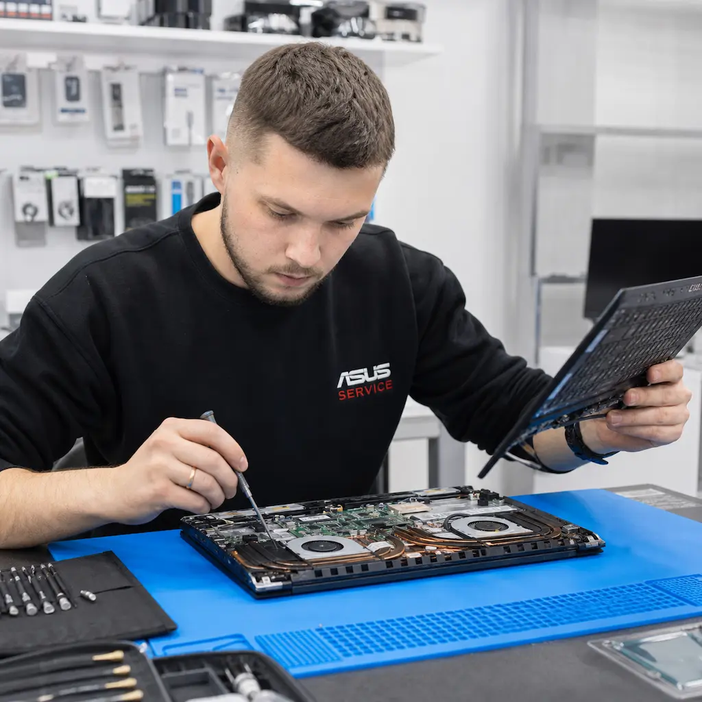 заменить клавиатуру на ноутбуке Asus в Зеленогорске