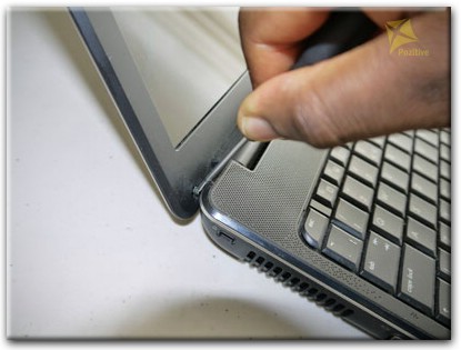 Замена экрана ноутбука Compaq в Зеленогорске