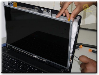 Замена экрана ноутбука Emachines в Зеленогорске